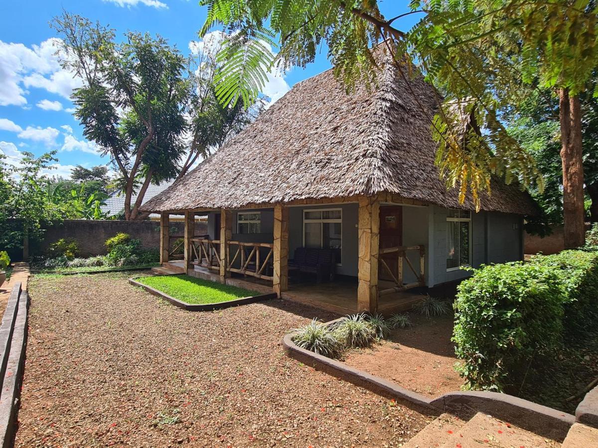 מושי Honey Badger Lodge מראה חיצוני תמונה