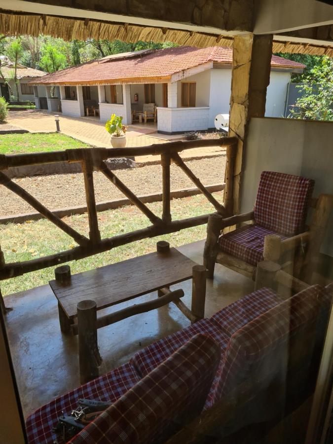 מושי Honey Badger Lodge מראה חיצוני תמונה